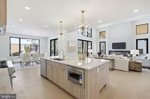 6816 Dean Dr, McLean, VA 22101 - Photo 27