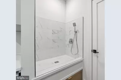 6816 Dean Drive, McLean, VA 22101 - Photo 29