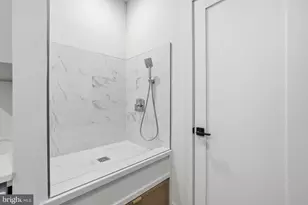 6816 Dean Dr, McLean, VA 22101 - Photo 29
