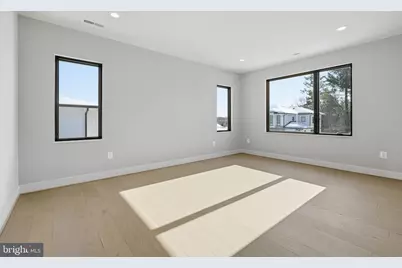 6816 Dean Drive, McLean, VA 22101 - Photo 37