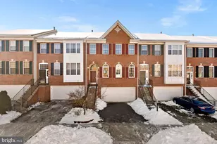 1733 Stuart Pointe Ln, Herndon, VA 20170 - Photo 1