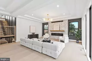 942 Dead Run Dr, McLean, VA 22101 - Photo 9