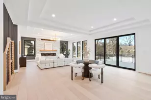 942 Dead Run Dr, McLean, VA 22101 - Photo 7