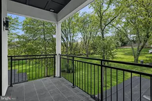 942 Dead Run Dr, McLean, VA 22101 - Photo 75