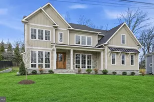 508 Nelson Dr NE, Vienna, VA 22180 - Photo 1