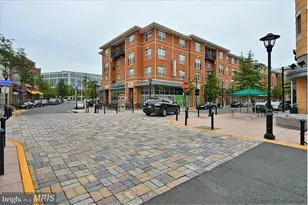 12913 Centre Park Cir, Herndon, VA 20171 - Photo 7