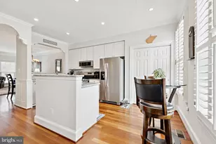 1293 Vintage Pl, Reston, VA 20194 - Photo 3