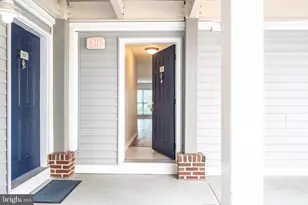 10300 Appalachian Cir, Oakton, VA 22124 - Photo 5