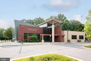 10300 Appalachian Cir, Oakton, VA 22124 - Photo 47