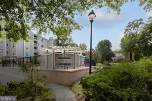 10300 Appalachian Cir, Oakton, VA 22124 - Photo 39