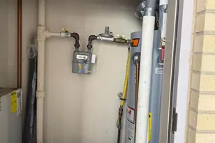 2726 Gallows Rd, Vienna, VA 22180 - Photo 19