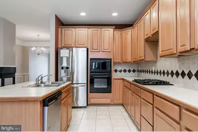 11545 Cavalier Landing Court, Fairfax, VA 22030 - Photo 7