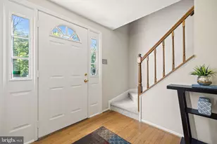 6116 Kings Color Dr, Fairfax, VA 22030 - Photo 3
