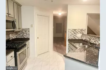 11854 Breton Court #17B, Reston, VA 20191 - Photo 3