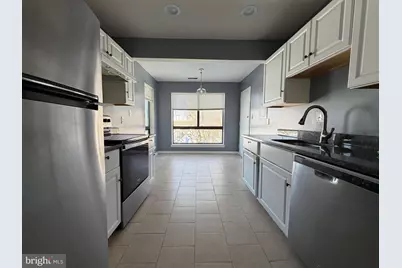 545 Florida Avenue #203, Herndon, VA 20170 - Photo 5