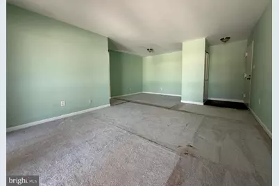 545 Florida Avenue #203, Herndon, VA 20170 - Photo 5