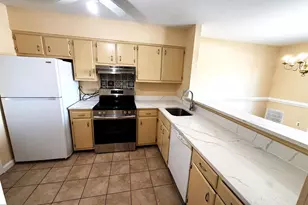 3921 Woodhue Pl, Alexandria, VA 22309 - Photo 5