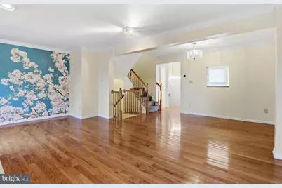 6203 Abbottsbury Row, Alexandria, VA 22315 - Photo 7