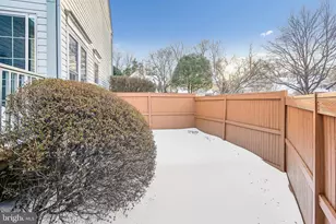 11928 Parkside Dr, Fairfax, VA 22033 - Photo 63