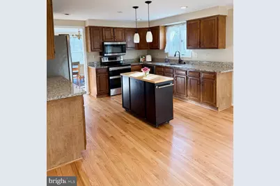 9701 Georgetown Pike, Great Falls, VA 22066 - Photo 5