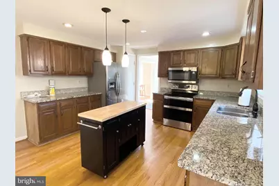 9701 Georgetown Pike, Great Falls, VA 22066 - Photo 7