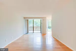 2300 Pimmit Dr, Falls Church, VA 22043 - Photo 5