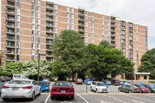 2300 Pimmit Dr, Falls Church, VA 22043 - Photo 39