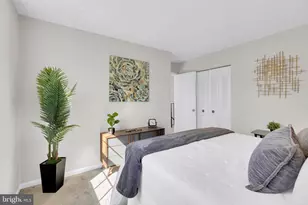 9984 Whitewater Dr, Burke, VA 22015 - Photo 23