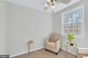 9984 Whitewater Dr, Burke, VA 22015 - Photo 25