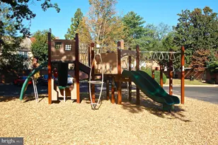 5931 Queenston St, Springfield, VA 22152 - Photo 47