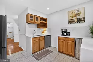 5931 Queenston St, Springfield, VA 22152 - Photo 11