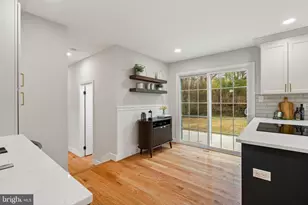 2678 Oakton Glen Dr, Vienna, VA 22181 - Photo 19