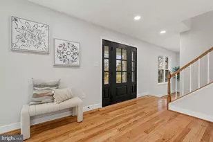 2678 Oakton Glen Dr, Vienna, VA 22181 - Photo 5