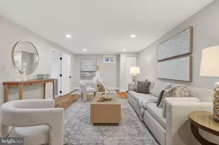 2678 Oakton Glen Dr, Vienna, VA 22181 - Photo 45