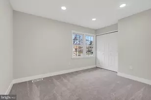 2678 Oakton Glen Dr, Vienna, VA 22181 - Photo 35