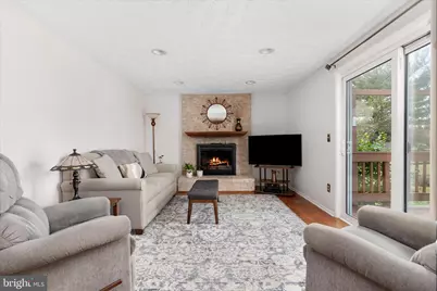 13050 Monterey Estates Drive, Herndon, VA 20171 - Photo 17