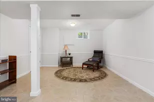 13050 Monterey Estates Dr, Herndon, VA 20171 - Photo 31