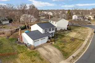 13050 Monterey Estates Dr, Herndon, VA 20171 - Photo 55