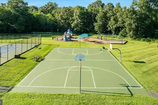 13050 Monterey Estates Dr, Herndon, VA 20171 - Photo 67