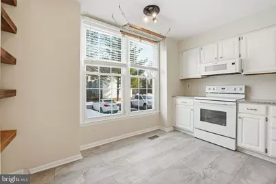 10326 Pond Spice Terrace, Burke, VA 22015 - Photo 7