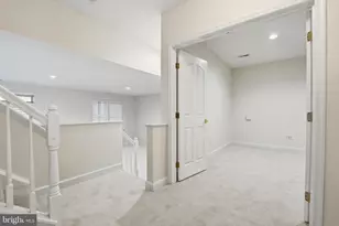 1919 Logan Manor Dr, Reston, VA 20190 - Photo 39