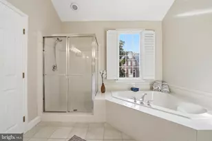 1919 Logan Manor Dr, Reston, VA 20190 - Photo 27