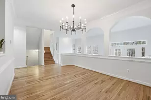 1919 Logan Manor Dr, Reston, VA 20190 - Photo 11