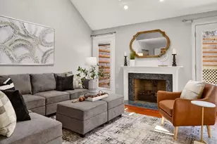 2924 Elmesmeade Ct, Oakton, VA 22124 - Photo 11