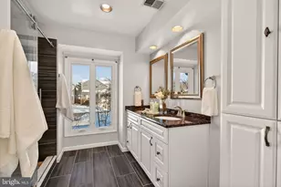 2924 Elmesmeade Ct, Oakton, VA 22124 - Photo 31