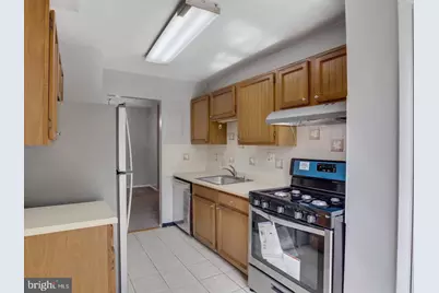 5614 Bloomfield Drive #204, Alexandria, VA 22312 - Photo 3