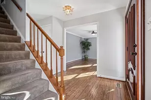 4623 University Dr, Fairfax, VA 22030 - Photo 3