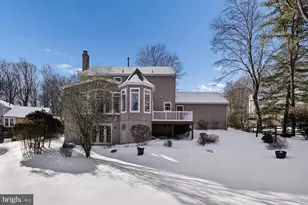 4623 University Dr, Fairfax, VA 22030 - Photo 3