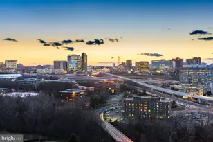 8131 Shining Star Ln, Vienna, VA 22182 - Photo 25