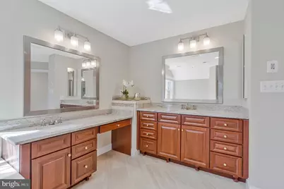 5802 Ridings Manor Place, Centreville, VA 20120 - Photo 37